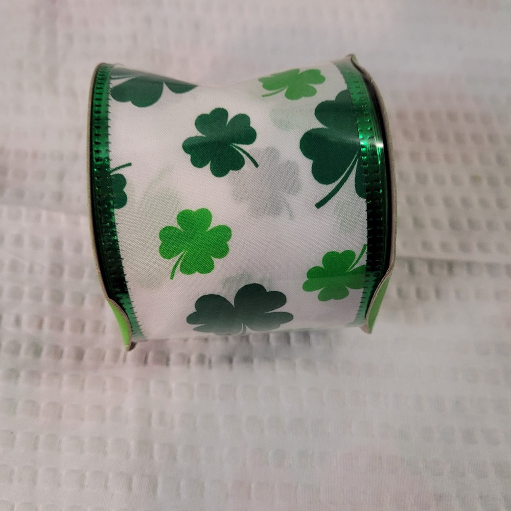 St Patricks Day Shamrock Ribbon 2.5 Inch Wired Edge Green White 3 Yards 9 Feet
